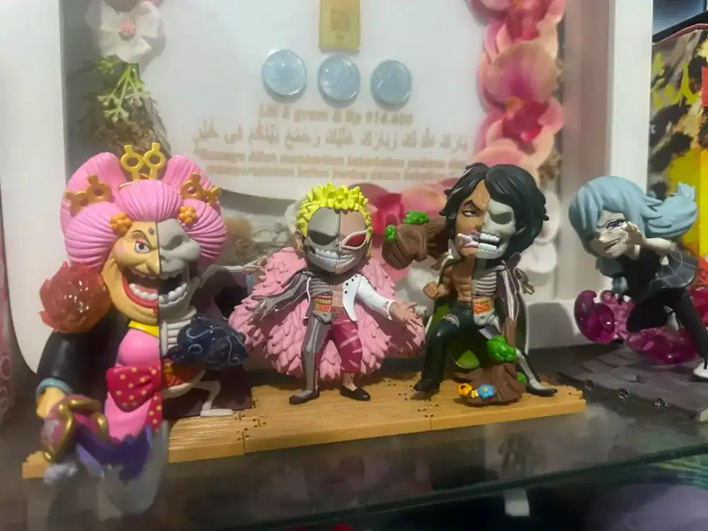 Action figure one piece