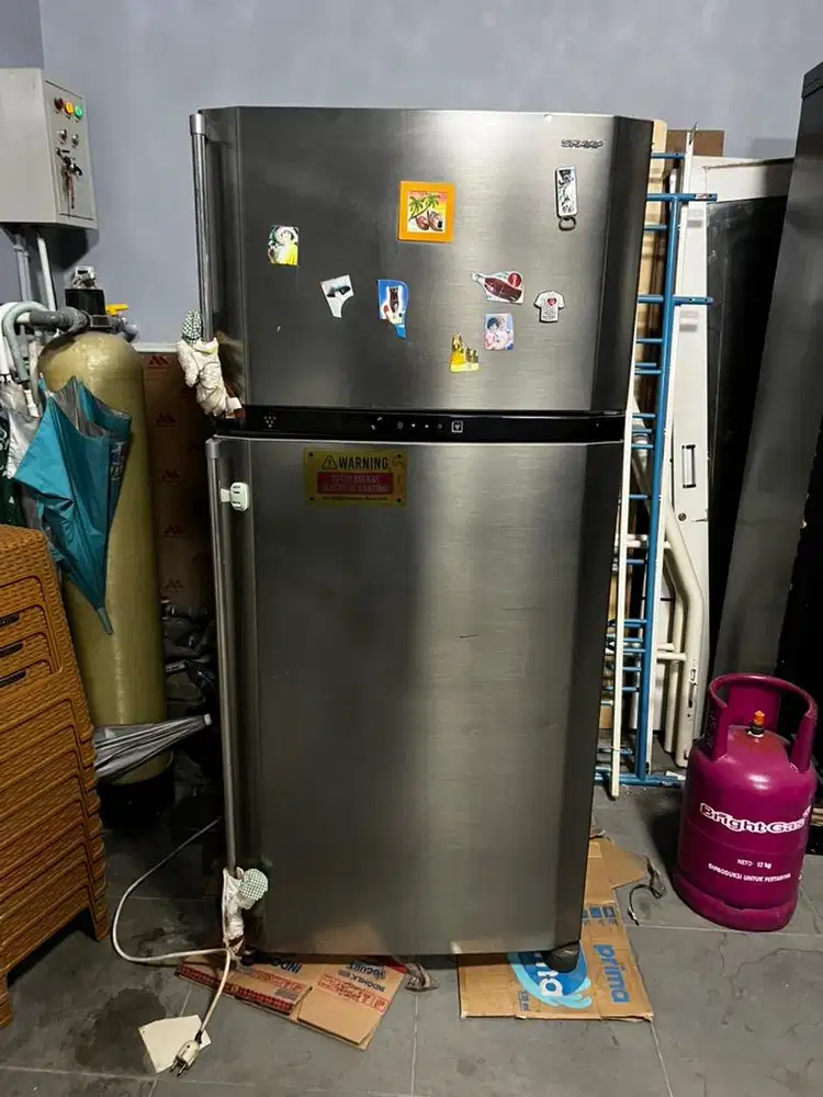 KULKAS SHARP SJ-P851NLV-HS