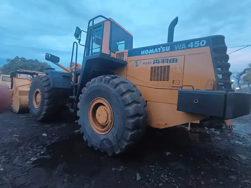 Wheel loader siap pakai