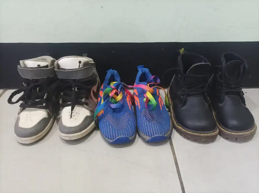 Sepatu anak size 27/28 borongan