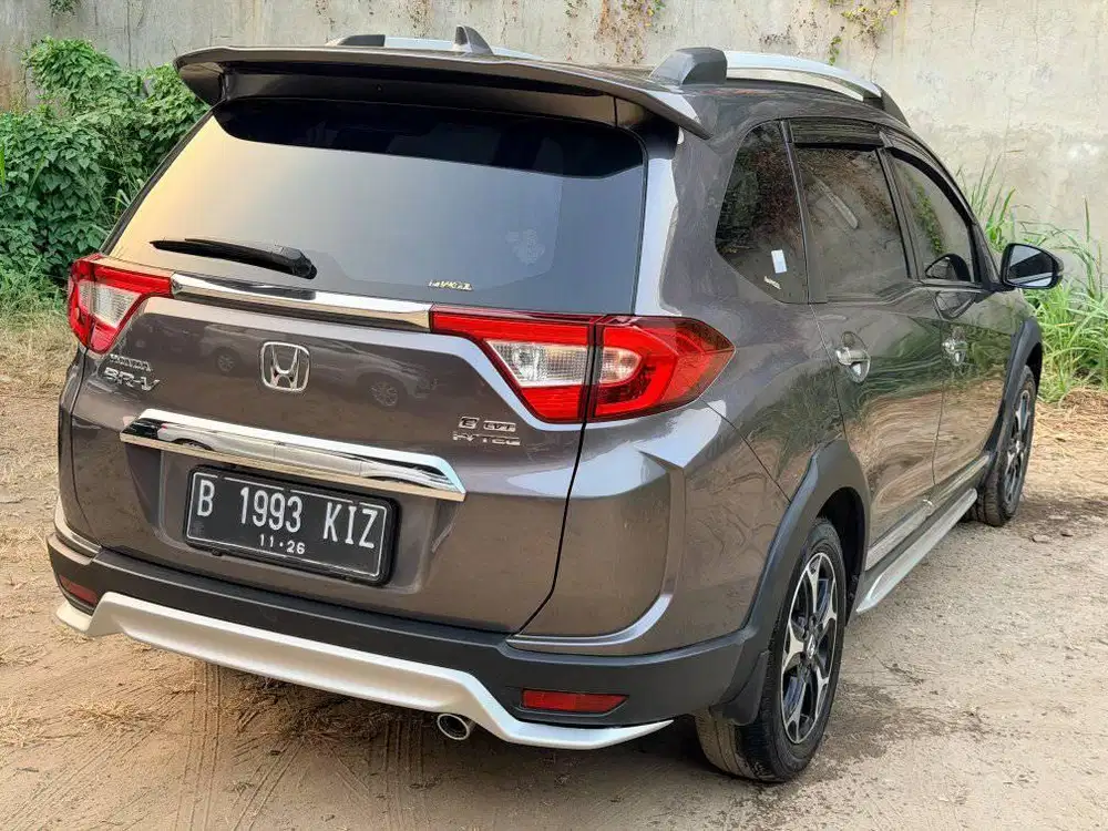 BRV BR-V prestige at 2016 km low