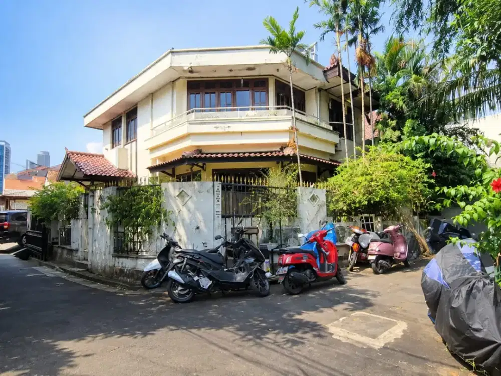 Rumah 2 Lantai Hook di Cipinang Cempedak, Jatinegara - Siap Huni, Lokasi Strategis Jakarta Timur