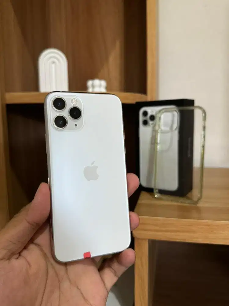 Iphone 11 pro 64gb silver