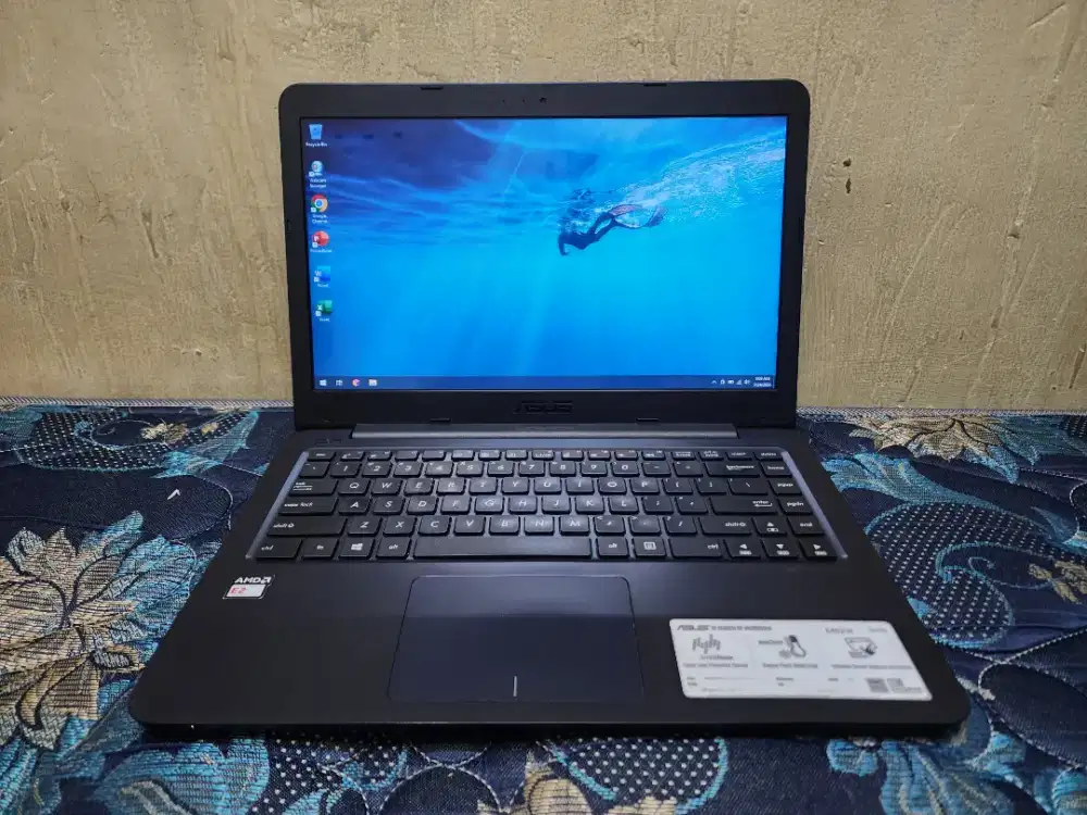 BU Laptop Asus E402W Slim Normal Tinggal Pakai