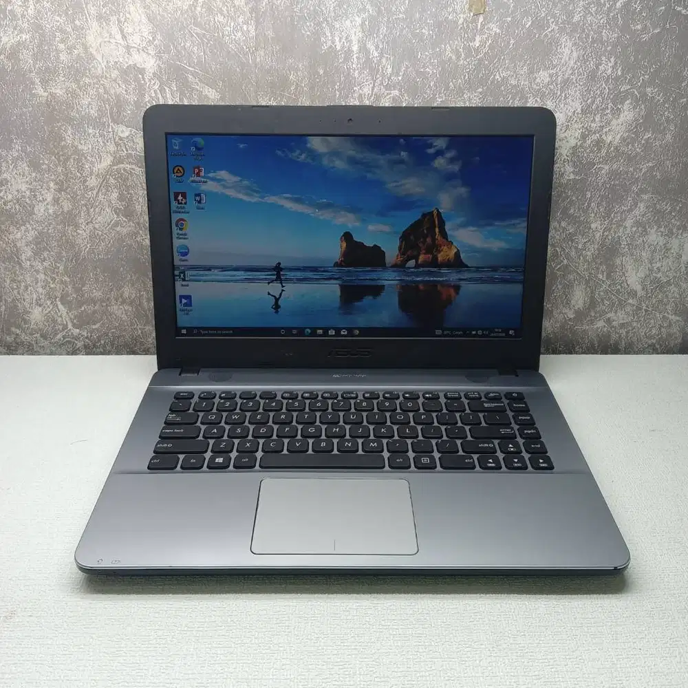 Laptop Asus X441UV Core i3 Gen 7 Ram 4gb Ssd 256GB