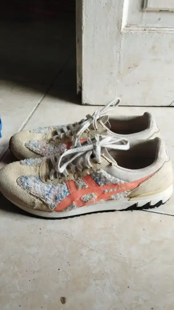 Sepatuu onitsuka tiger California 78EX