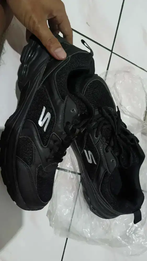 Dijual Sepatu Skechers