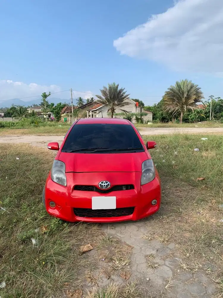 Yaris E Manual tahun 2011