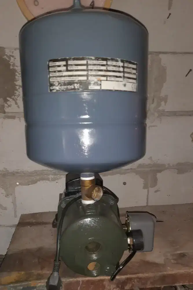 Mesin pompa air bekas