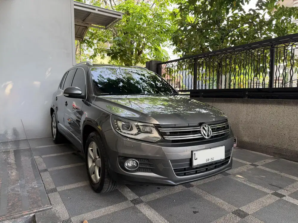 KM50rb! VW Tiguan 1.4 Tsi AT 2015 super istimewa