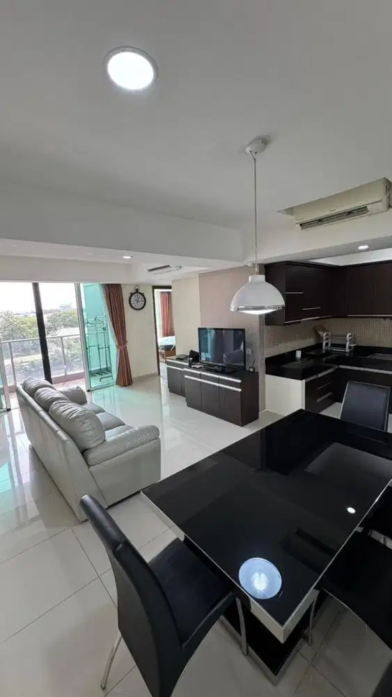 PRIVATE LIFT APARTMENT KEMANG VILLAGE