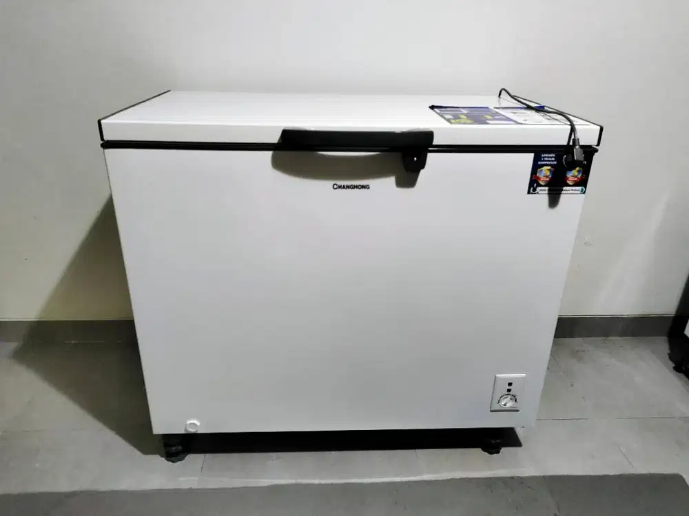 FREEZER CHANGHONG FCF336DW 280 LITER