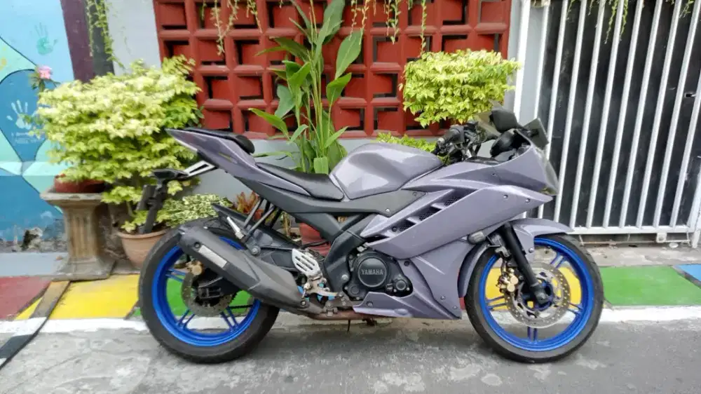 r 15 th 2016 mulus terawat mesin sehat bagus