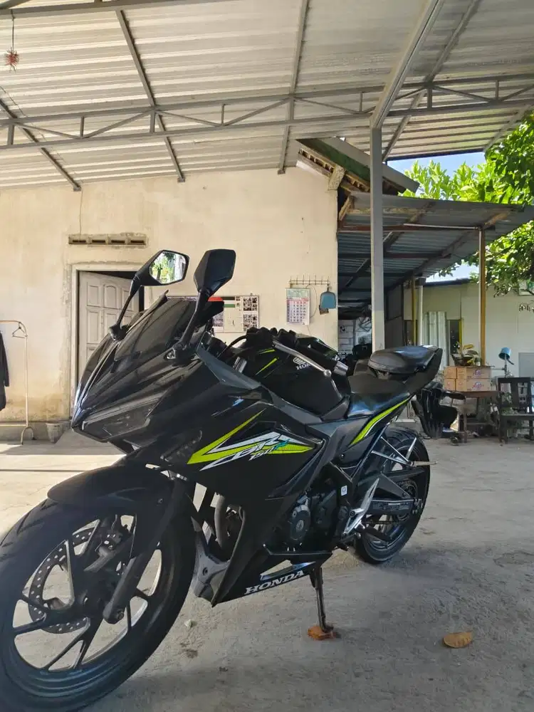 DI JUAL CBR 150 2016 PLAT AB