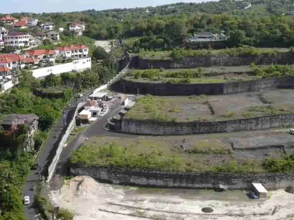 Tanah Tebing View Abadi di Pantai Balangan Jimbaran