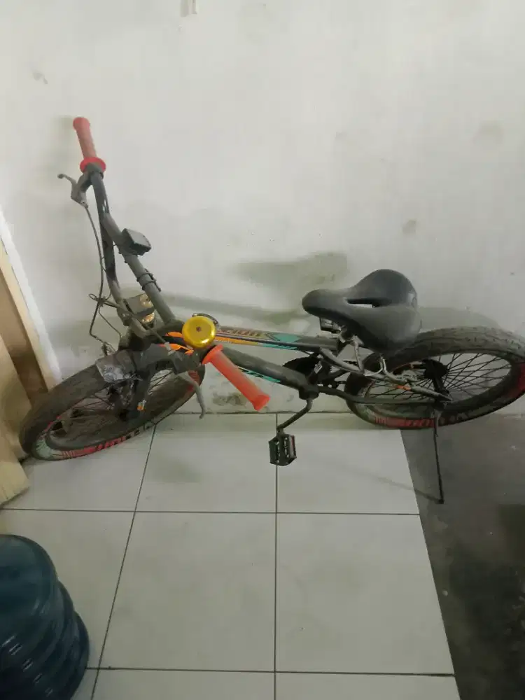 Sepeda BMX VELION, UK 20..