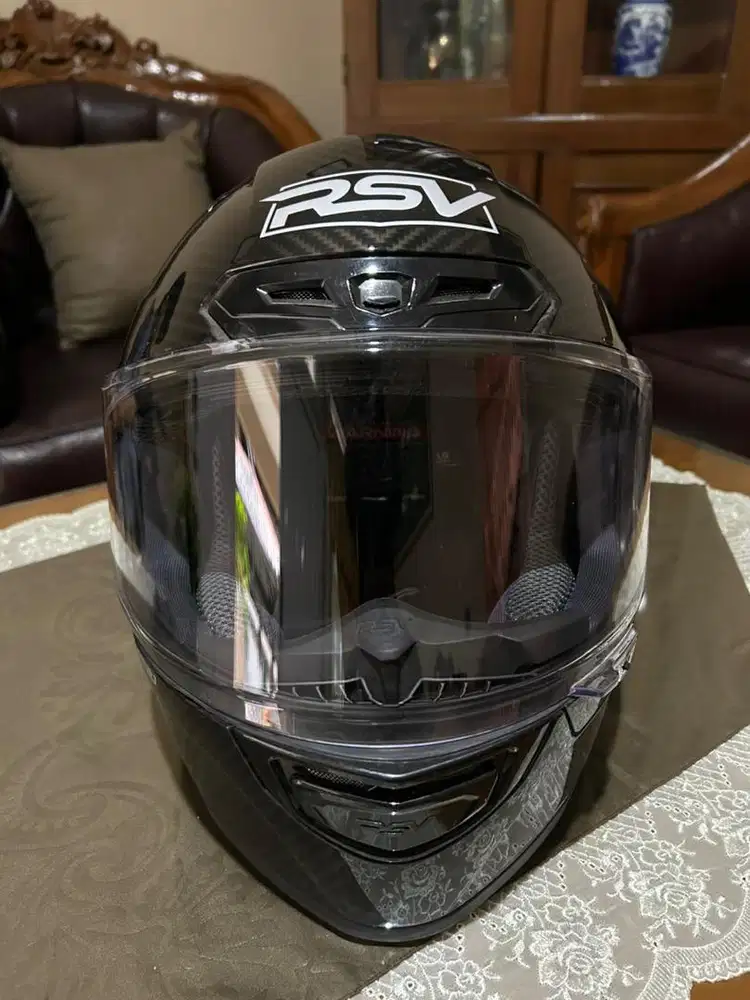 Helm Fullface dari RSV Helmet Type : FFS21