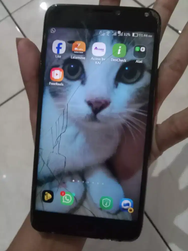 asus zenfone 4 max
