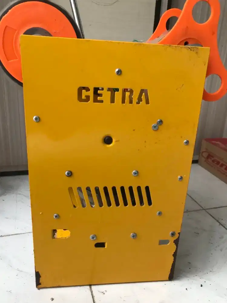 Tempat penutup plastik minuman