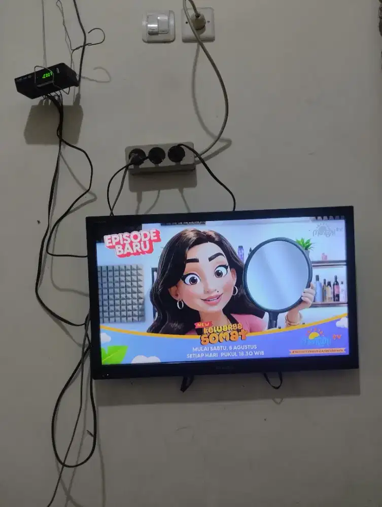 Tv LED Sharp Aquos 24in