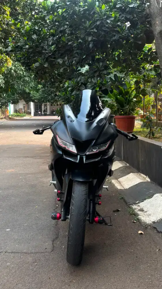 Jual beli motor r15 v3