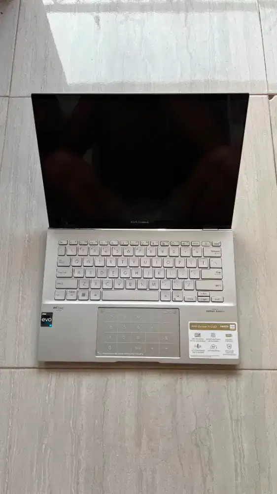Dijual Laptop ASUS Zenbook