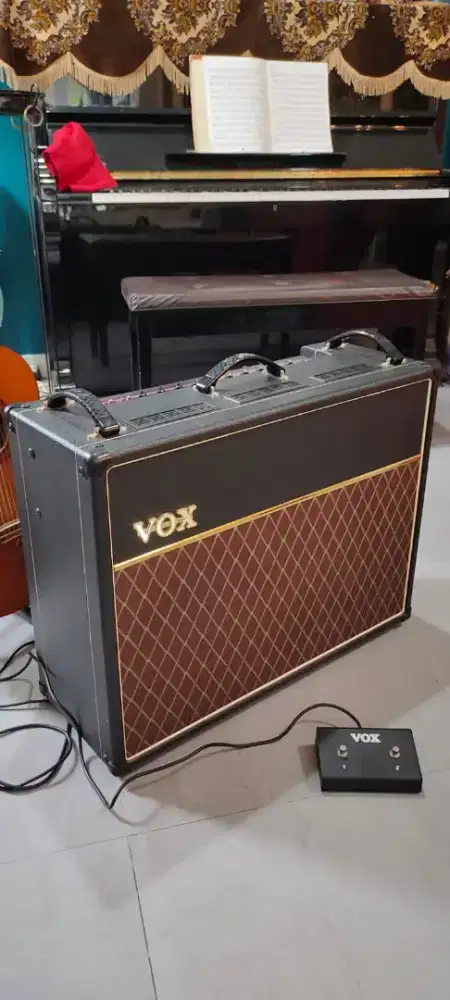 Ampli Gitar Vox AC 30 Kondisi Mulus Murah Original Guitar Amp