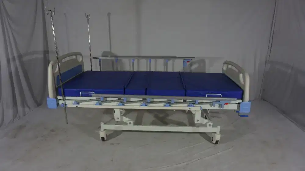 BED PASIEN 3 CRANK MANUAL
