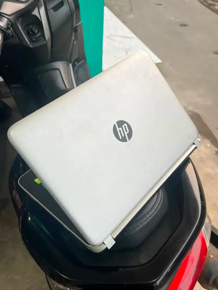 *No.03*

HP Pavilion 14