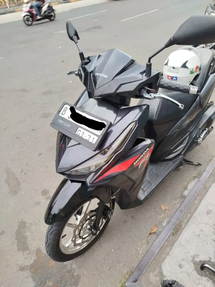 VARIO LED OLD 125 THN 2025