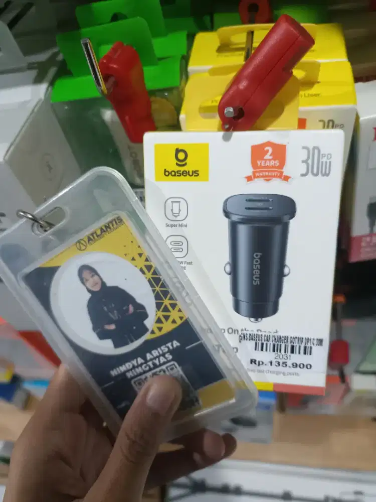 Car charger ATLANTIS DAHSYAT