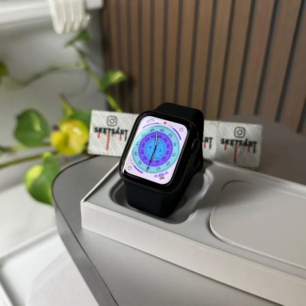 Apple Watch Series SE Gen 2 40mm Black iwatch