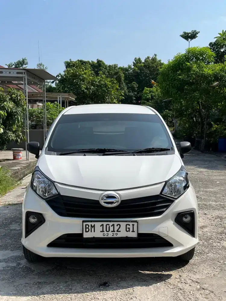Sigra D mt tahun muda