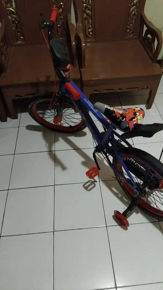 Sepeda foster dijual karna gakepake