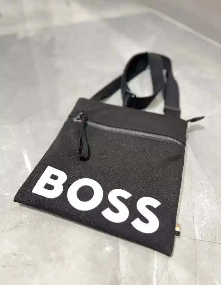Tas slempang BOSS