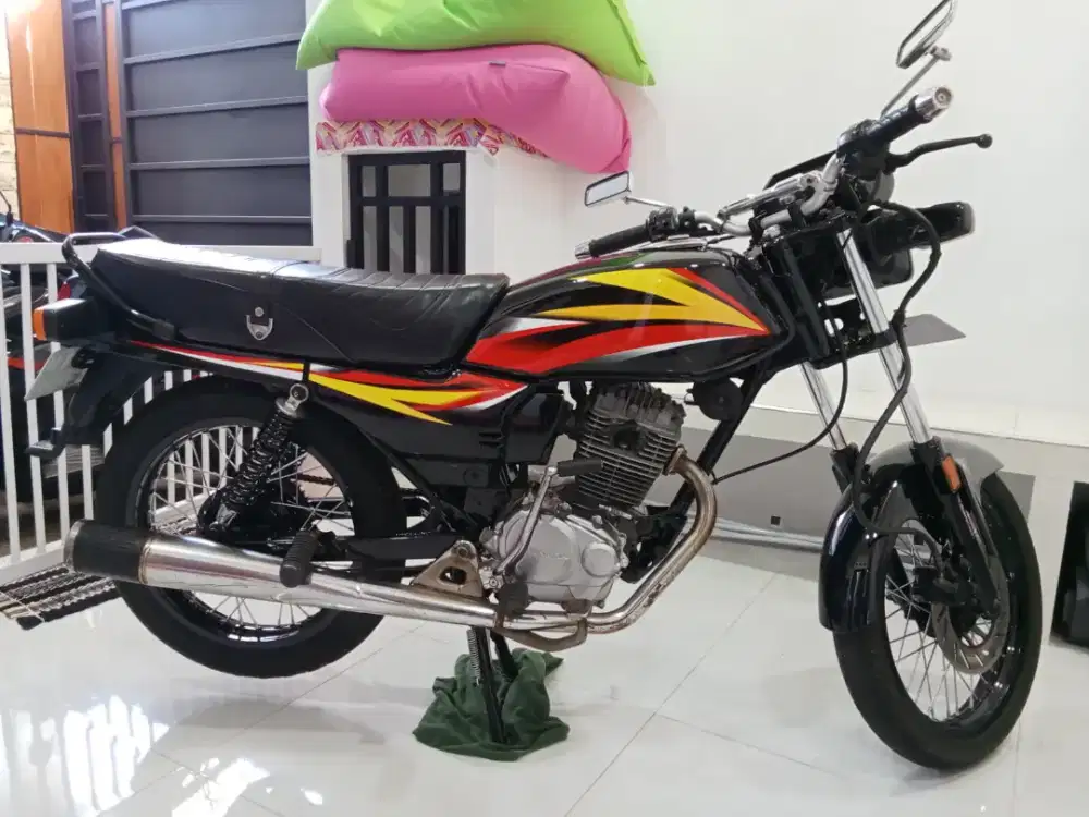 Motor GL Max Tahun 2005