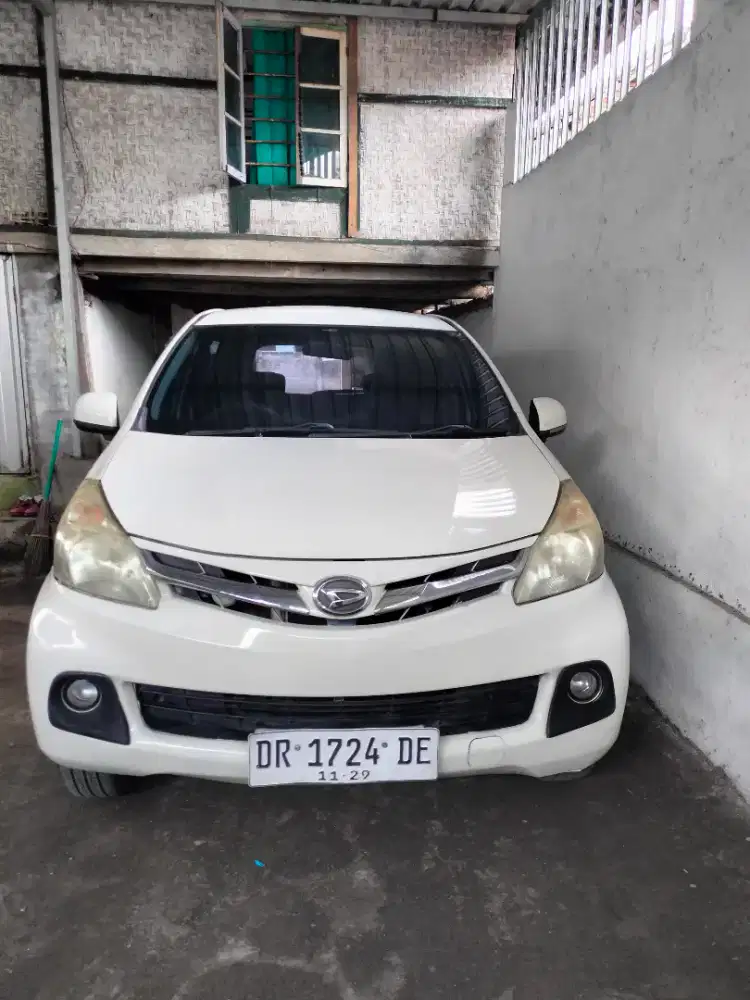 Dijual Daihatsu Xenia type R Deluxe 2014 Asli plat DR