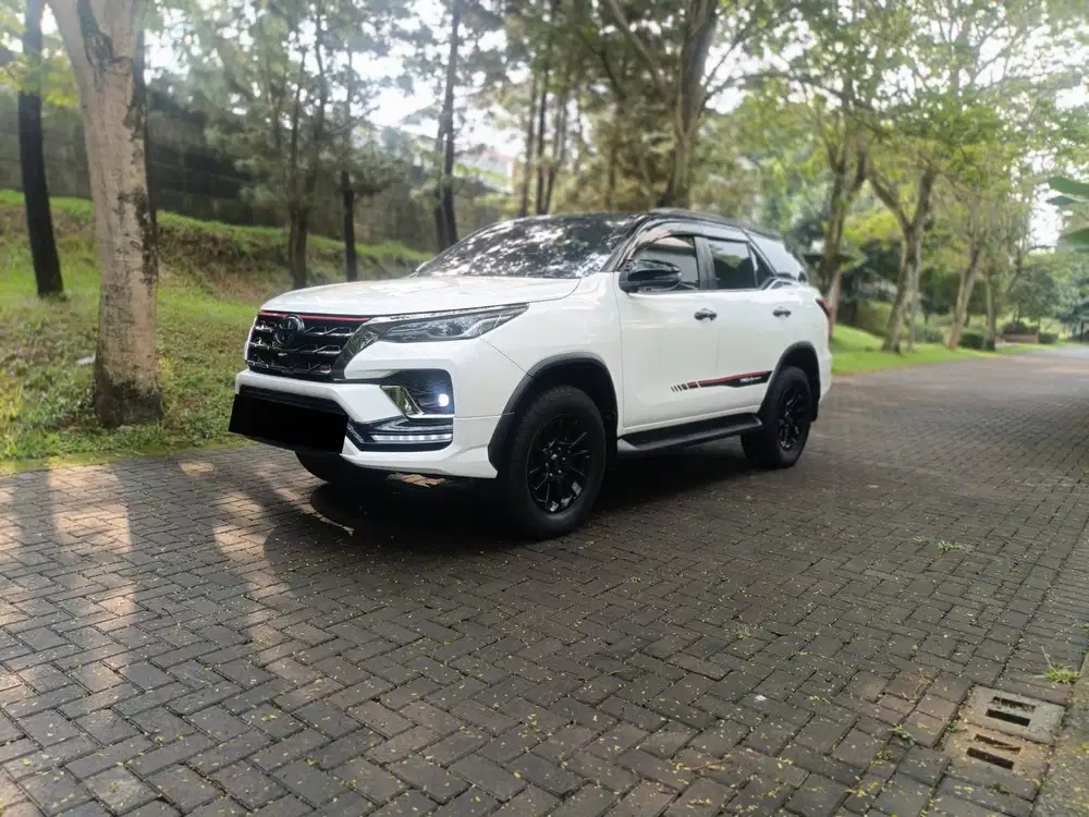 TOYOTA FORTUNER VRZ TRD AT 2021
