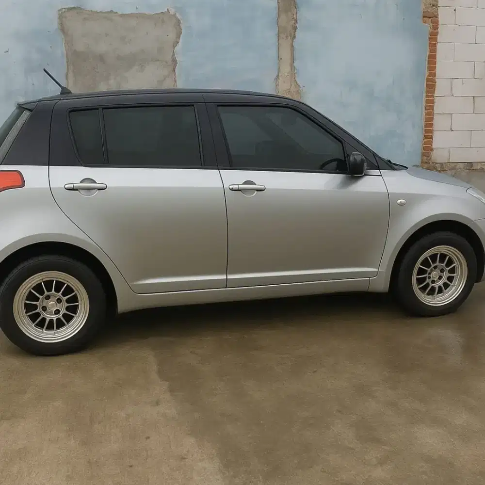 dijual cepat swift 2010 Nego