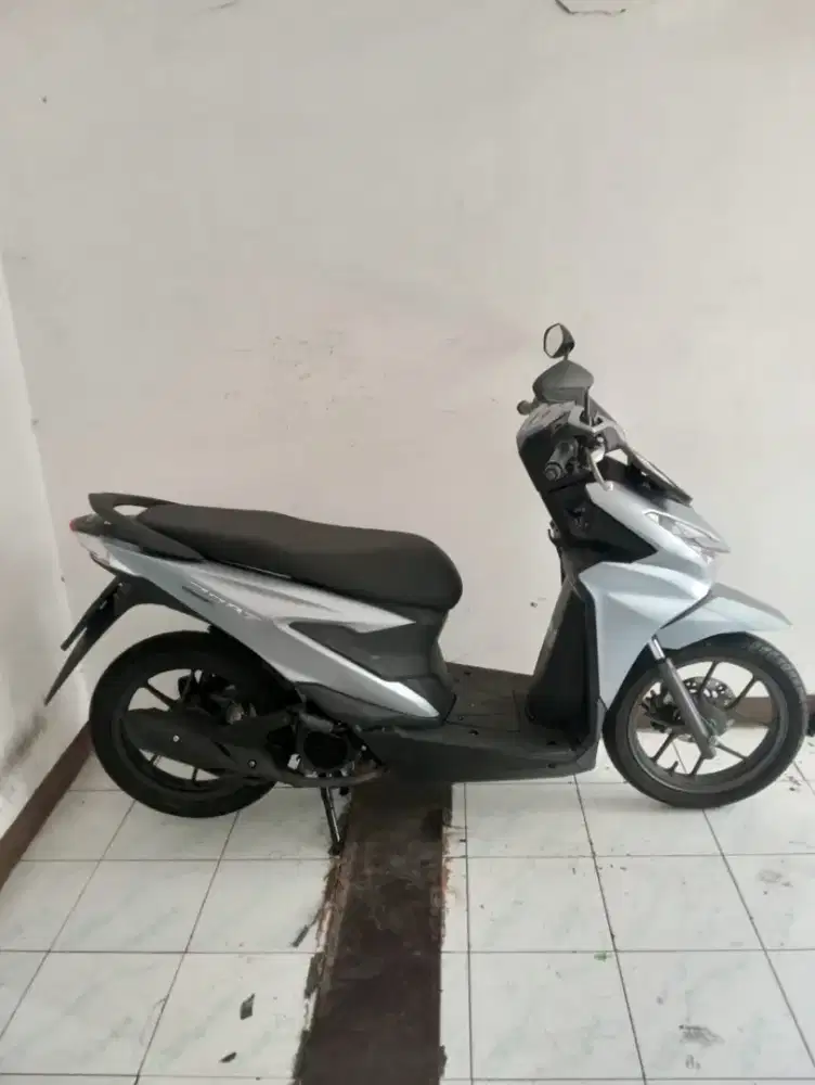 JUAL CEPAT Honda Beat Deluxe Tahun 2025, Super Mulusss.. Full ori..