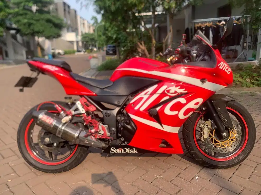 Barang antik kawasaki ninja 250 2011