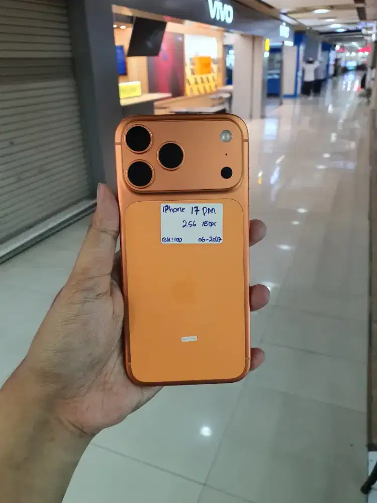 iPhone 17 Promax 256 GB Resmi iBox 1 Bulan Pakai Garansi Juni 2027