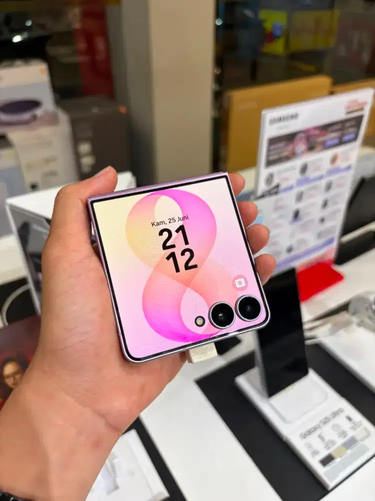 SAMSUNG GALAXY ZFLIP 8 12/512GB CASHBACK UPTO 10JT