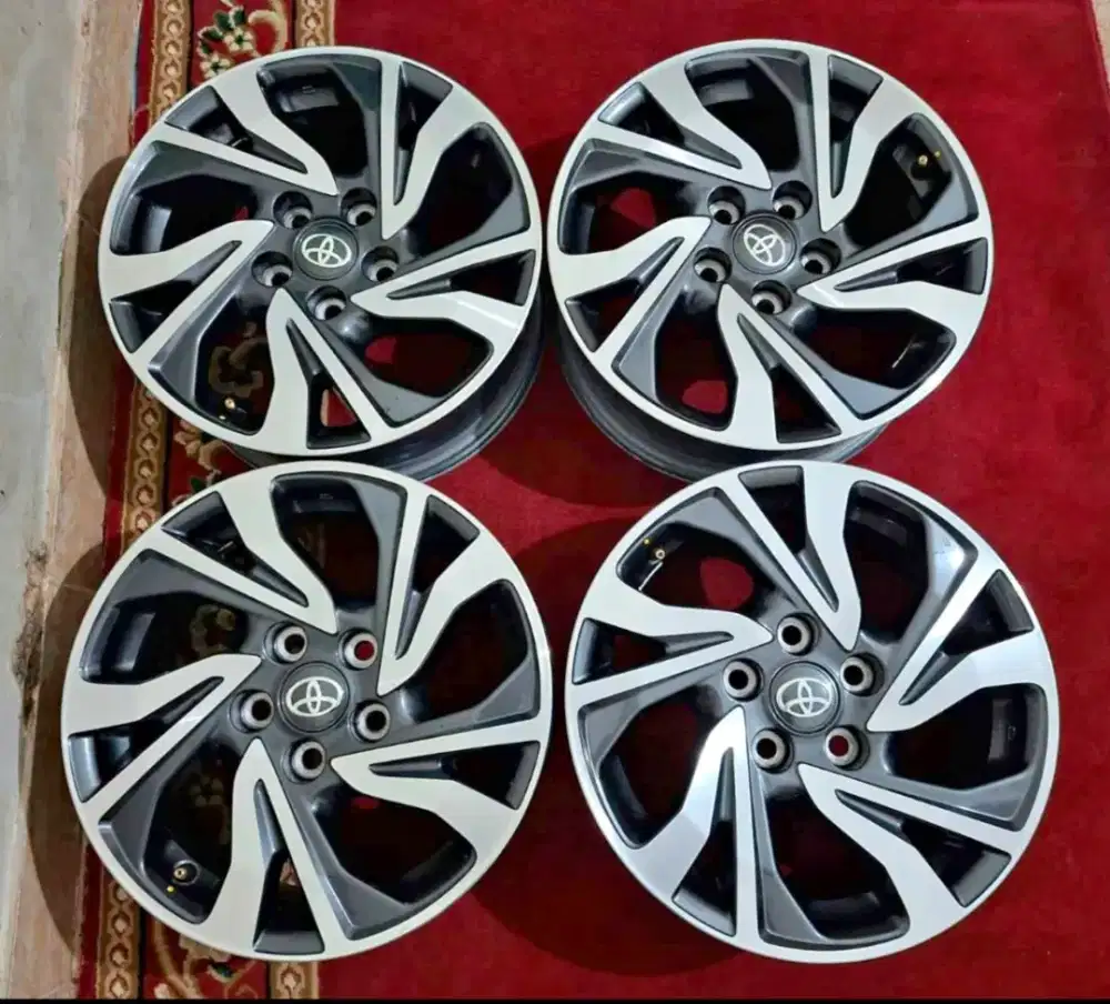 Velg toyota inova Reborn facelift r16 original