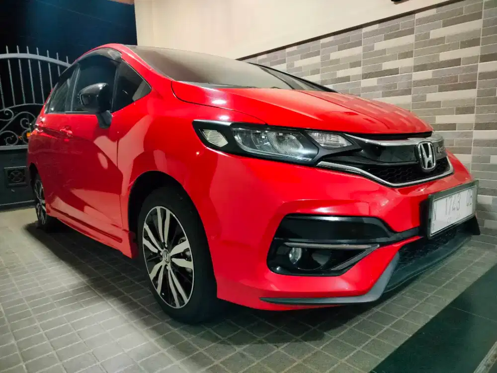 ANTIK km 16rb Jazz RS 2019 simpanan full orisinil istimewa di malang