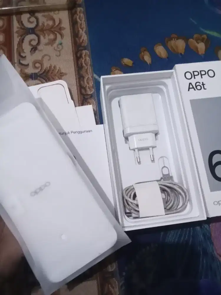 Oppo A6t ram 4+8/128