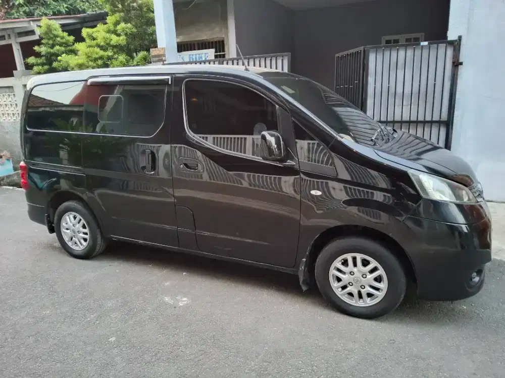 Nissan Evalia SV AT, jual BU