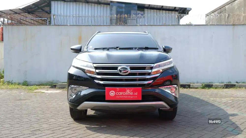 DAIHATSU TERIOS R 1.5 AT 2019 HITAM