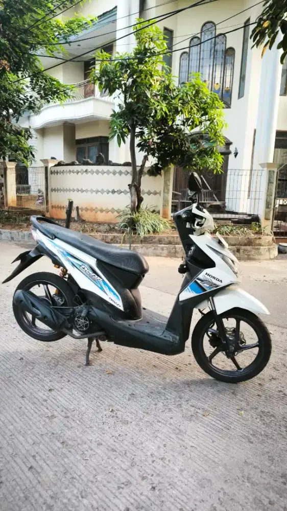 HONDA BEAT FI 2014