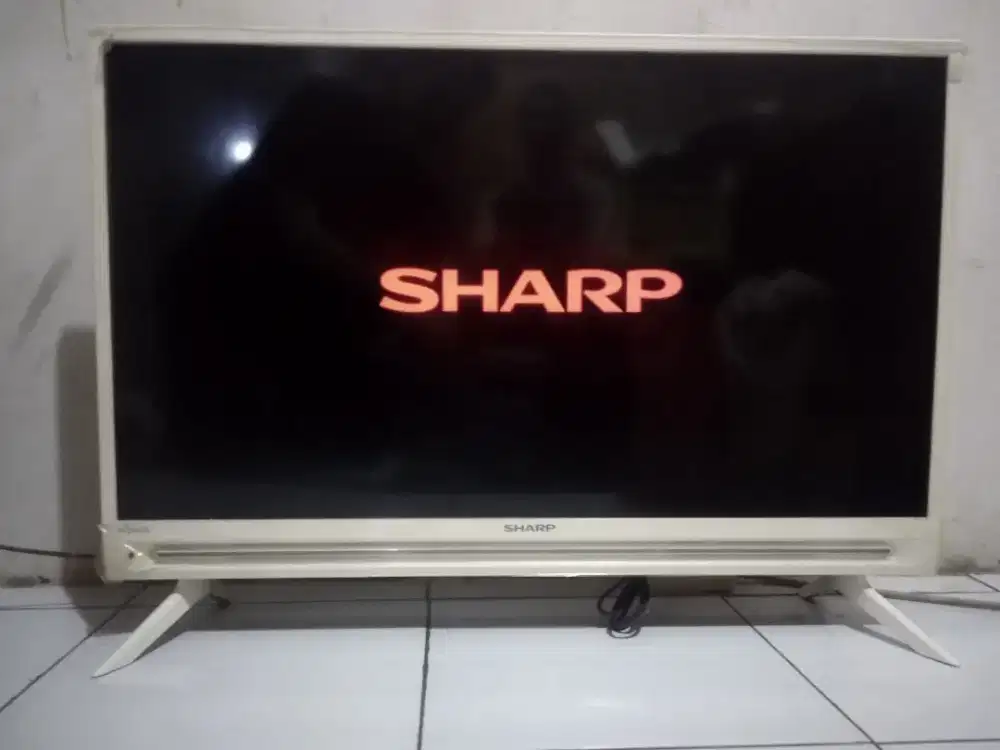 Sharp Aquos 32 Led
